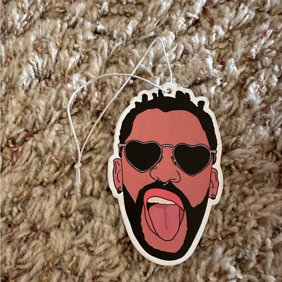 Bad bunny car air freshener PR merch ♥️ - Picture 5 of 6